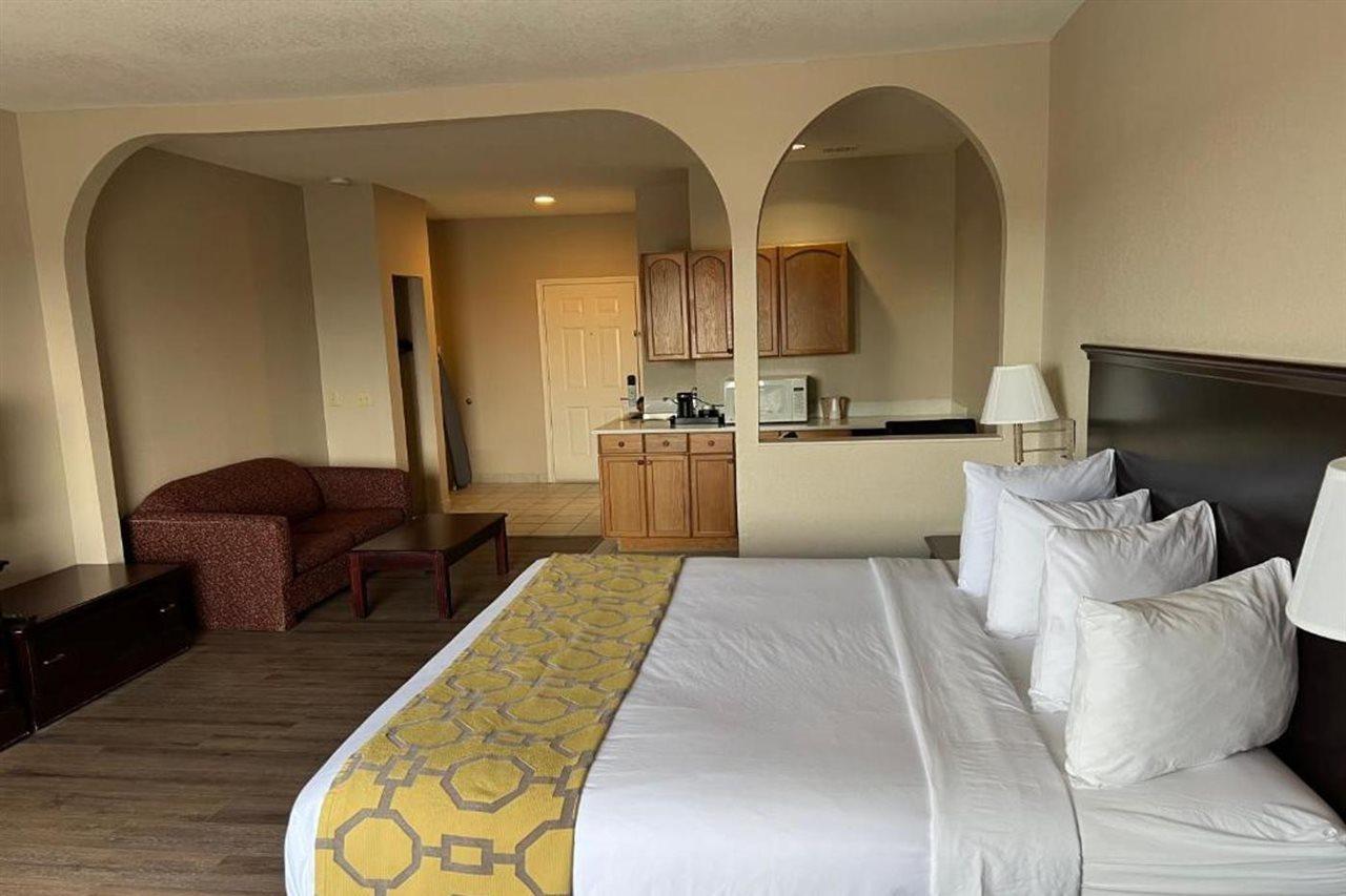 Baymont By Wyndham Houston Brookhollow Buitenkant foto