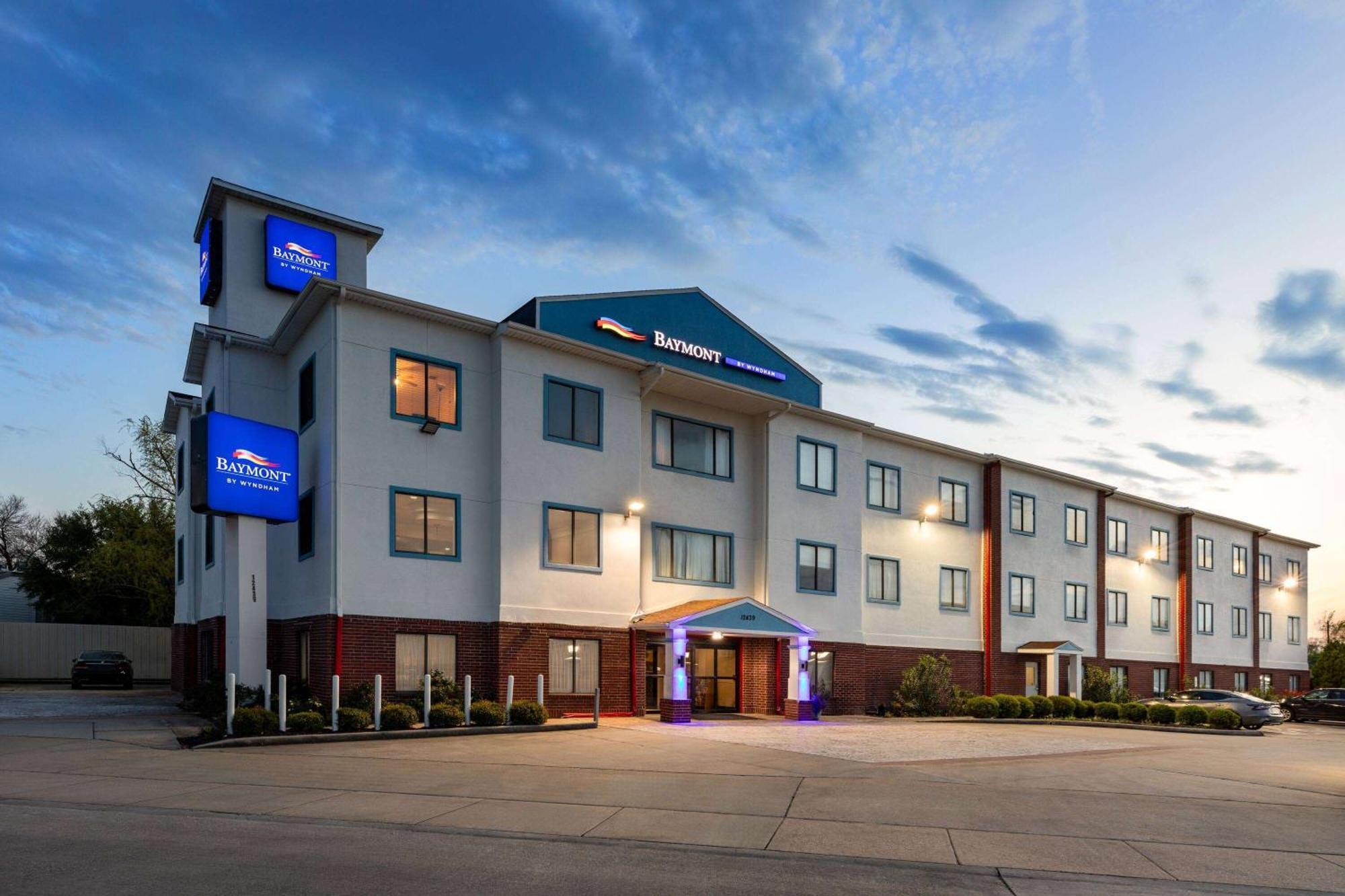 Baymont By Wyndham Houston Brookhollow Buitenkant foto